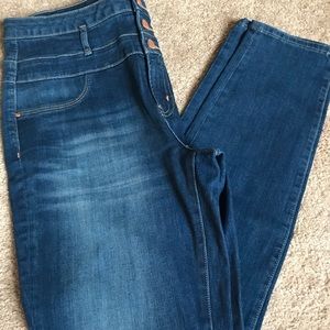 Refuge high waisted jeans size 12.